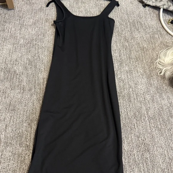 Classic Black Scoop Neck Women's Dress - Picture 1 of 2